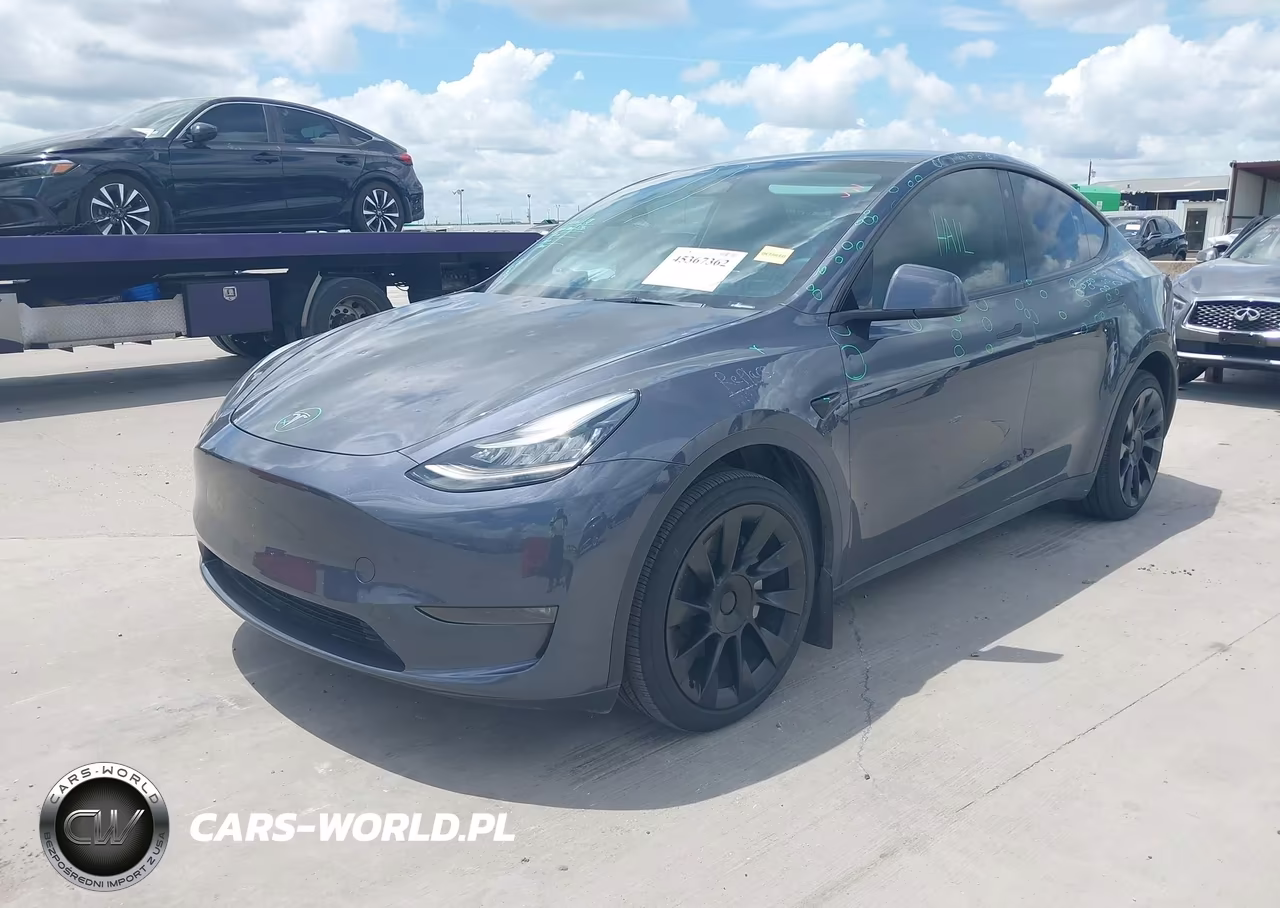 2023 Tesla Model Y Awd-Long Range Dual Motor All-Wheel Drive VIN:7SAYGDEE9PA121261 - 2