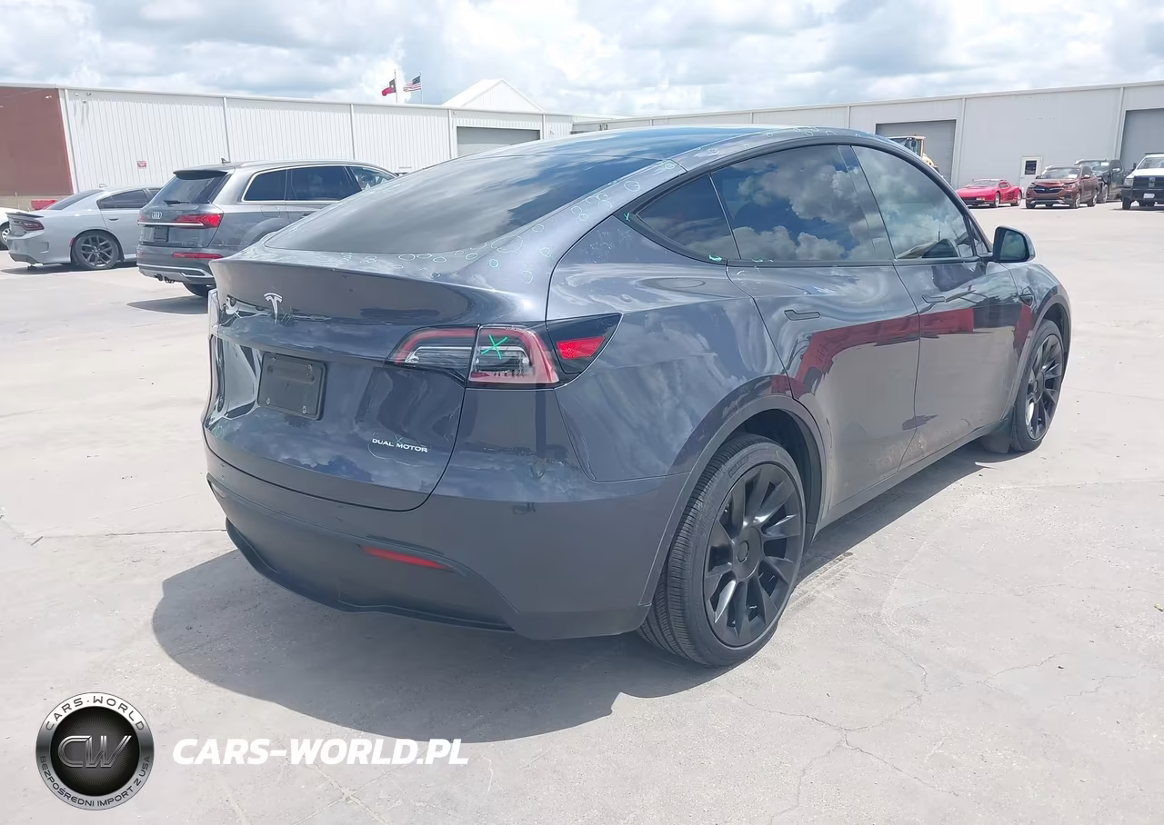 2023 Tesla Model Y Awd-Long Range Dual Motor All-Wheel Drive VIN:7SAYGDEE9PA121261 - 4