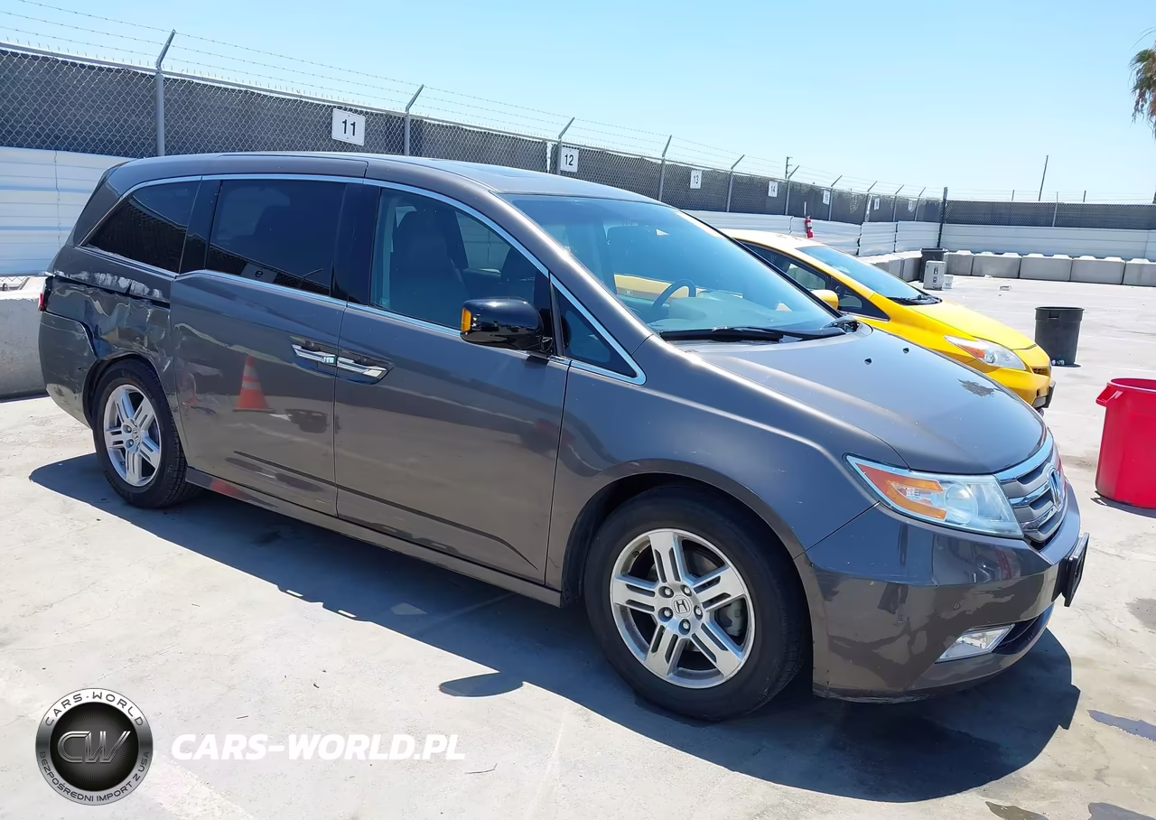 2011 Honda Odyssey Touring-Touring Elite