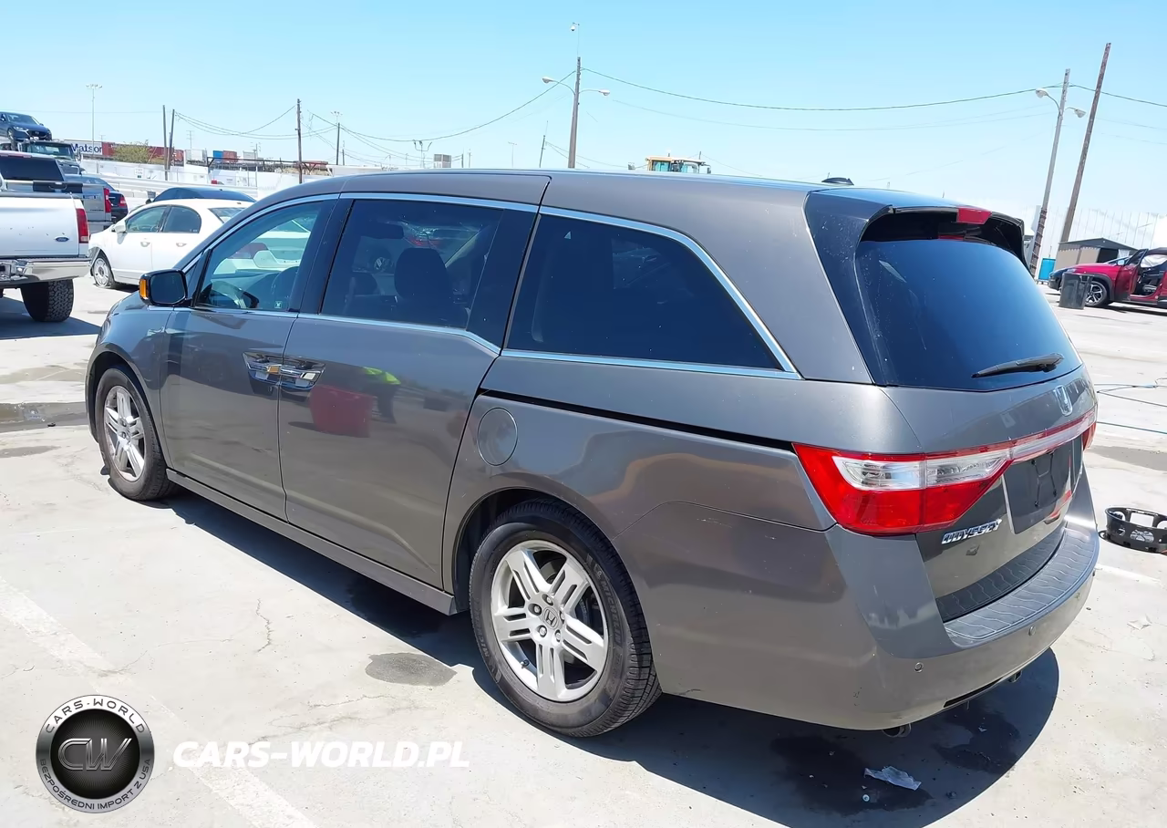 2011 Honda Odyssey Touring-Touring Elite VIN:5FNRL5H93BB006037 - 3