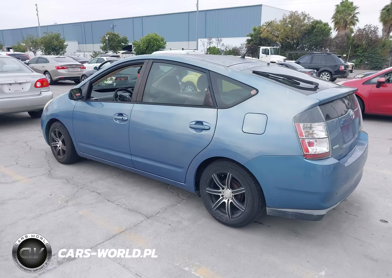 2005 Toyota Prius VIN:JTDKB20UX57024029 - 3