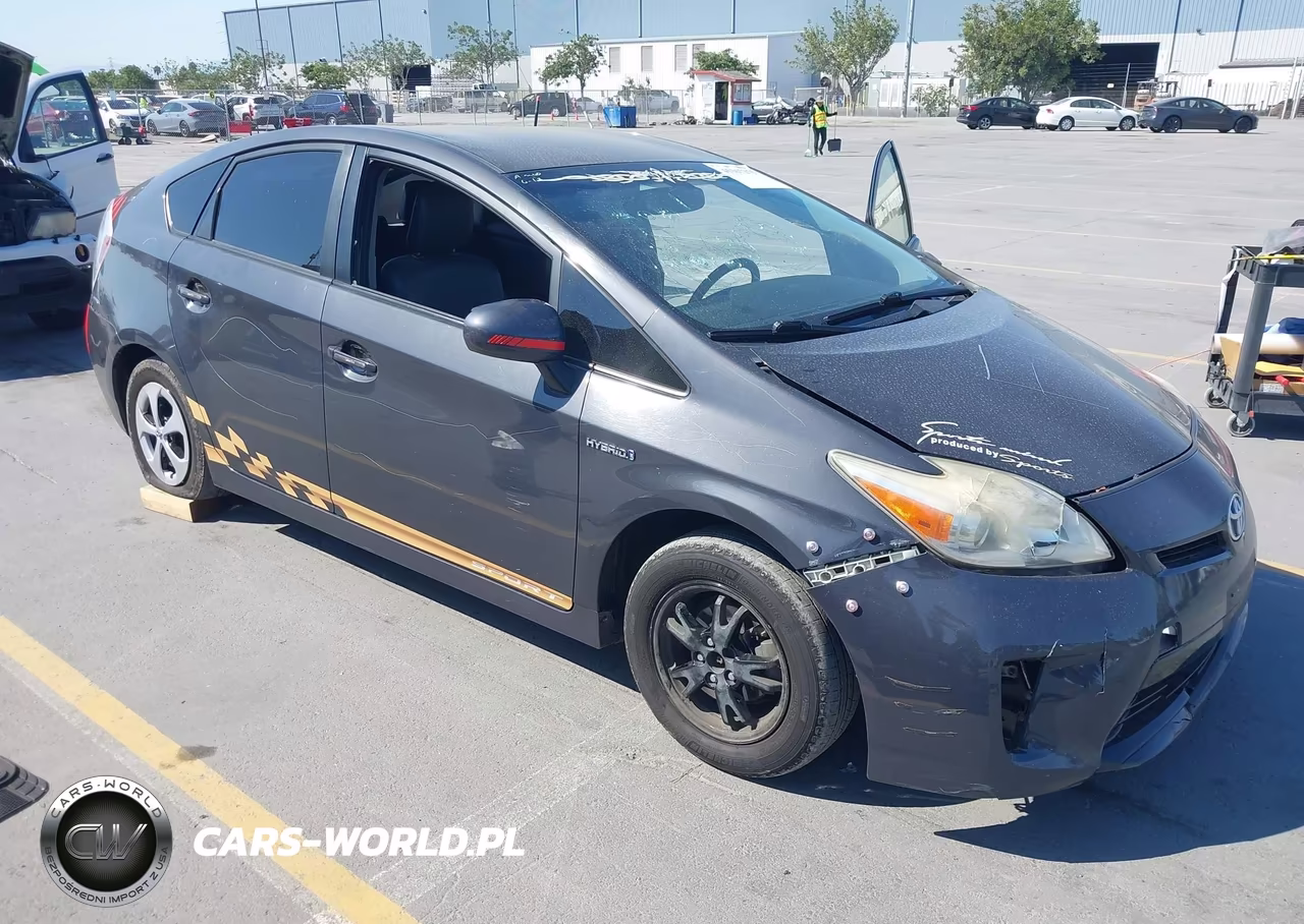 2015 Toyota Prius Four – zdjęcie 1 z 19