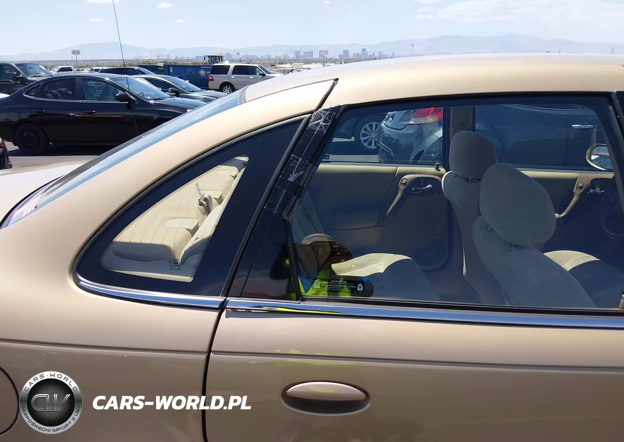 2002 Saturn L-Series L200 VIN:1G8JU54F22Y556314 - 16