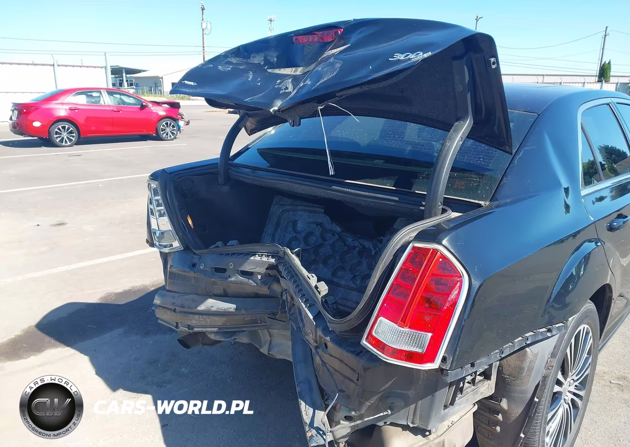 2014 Chrysler 300 300S VIN:2C3CCAGG1EH201412 - 6