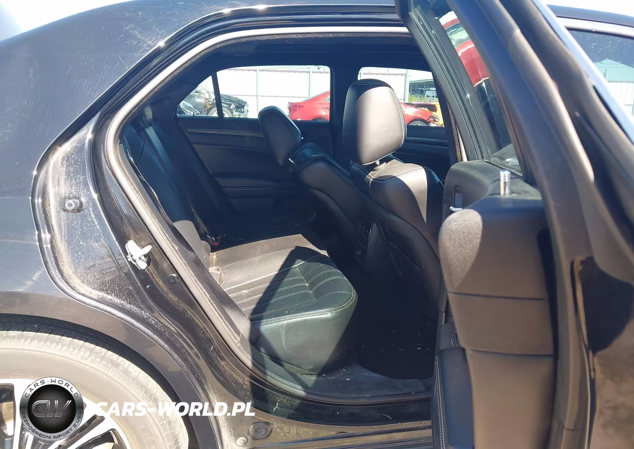 2014 Chrysler 300 300S VIN:2C3CCAGG1EH201412 - 8