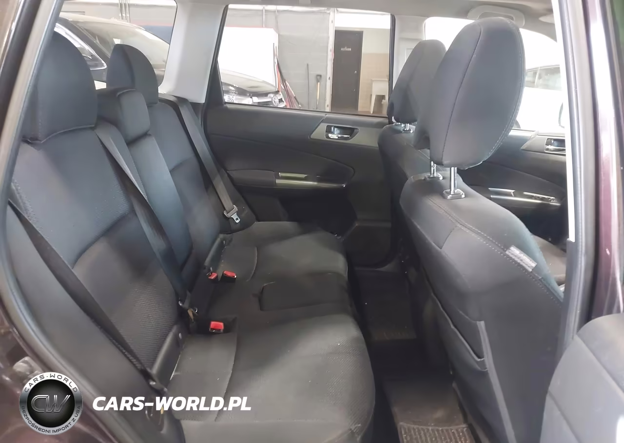 2013 Subaru Forester 2.5X Premium VIN:JF2SHACC2DH431090 - 8