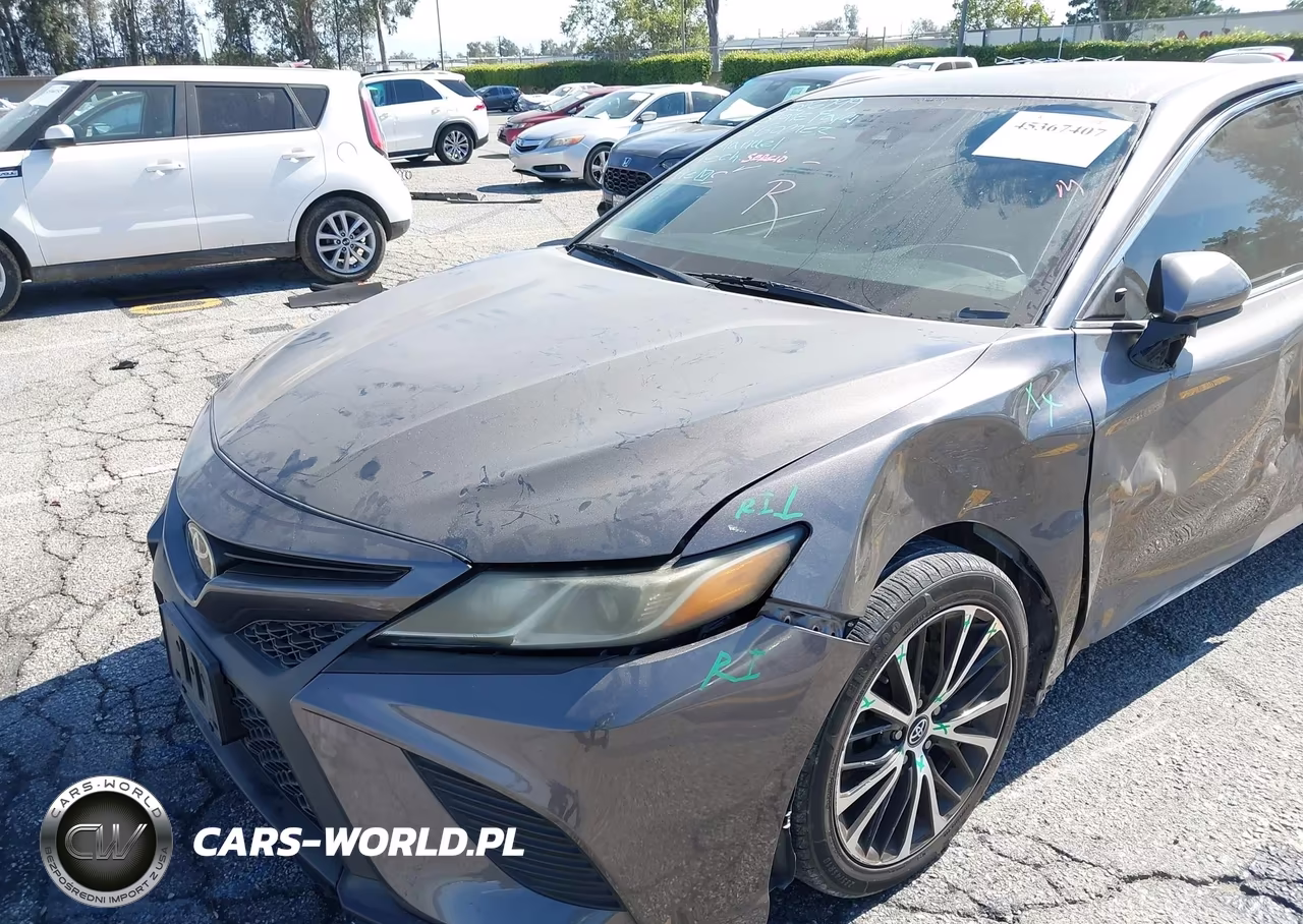 2019 Toyota Camry Se VIN:4T1B11HK4KU803497 - 19