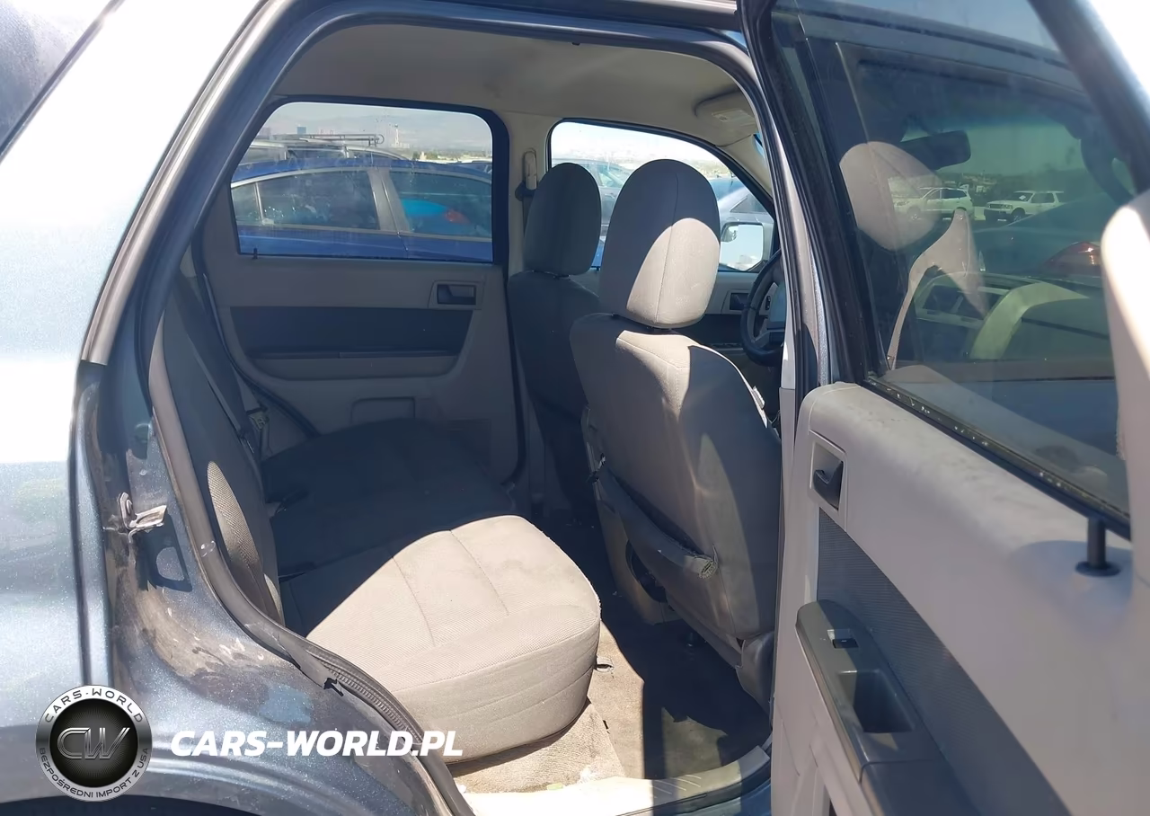 2010 Ford Escape Xlt VIN:1FMCU0D70AKA86498 - 8