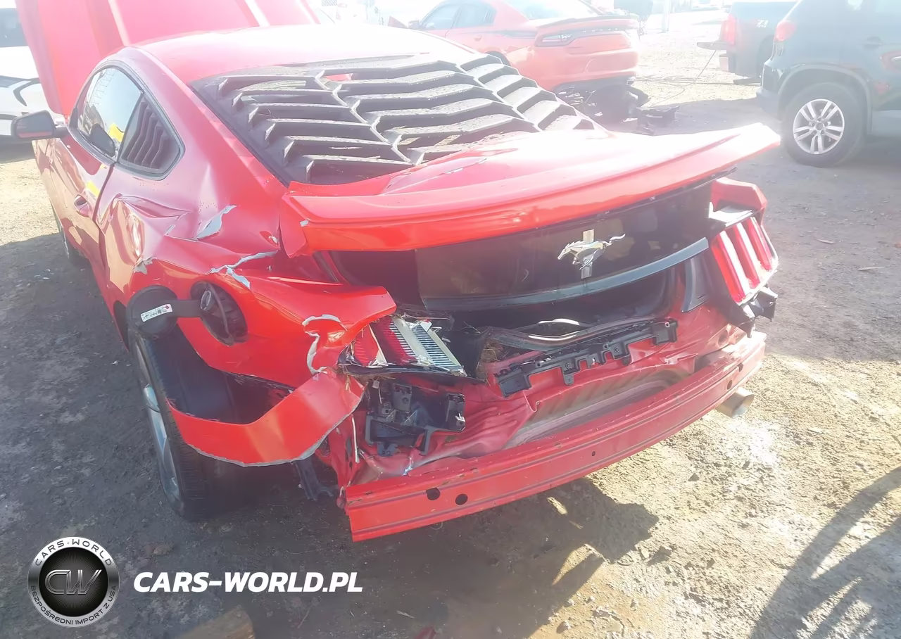 2016 Ford Mustang V6 VIN:1FA6P8AM5G5334758 - 6
