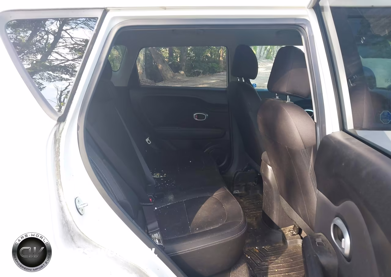 2017 Kia Soul VIN:KNDJN2A27H7465377 - 8
