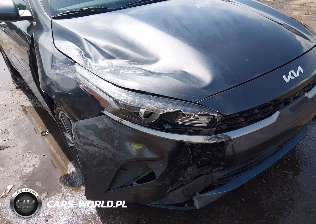 2024 Kia Forte Lxs VIN:3KPF24AD5RE778988 - 6