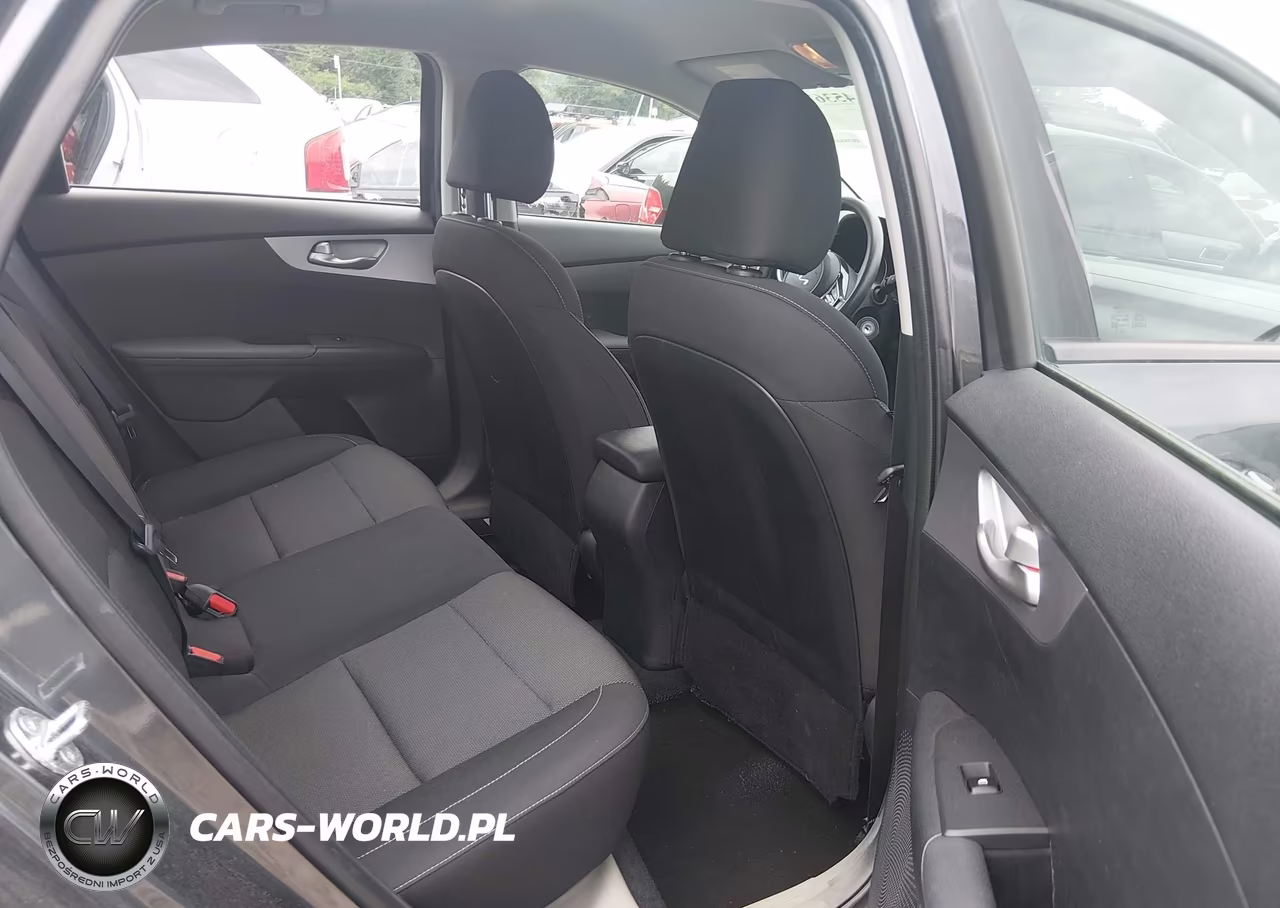 2024 Kia Forte Lxs VIN:3KPF24AD5RE778988 - 8