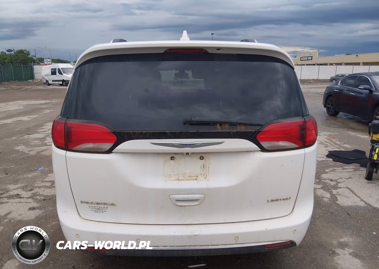 2020 Chrysler Pacifica Limited VIN:2C4RC1GG0LR109737 - 16