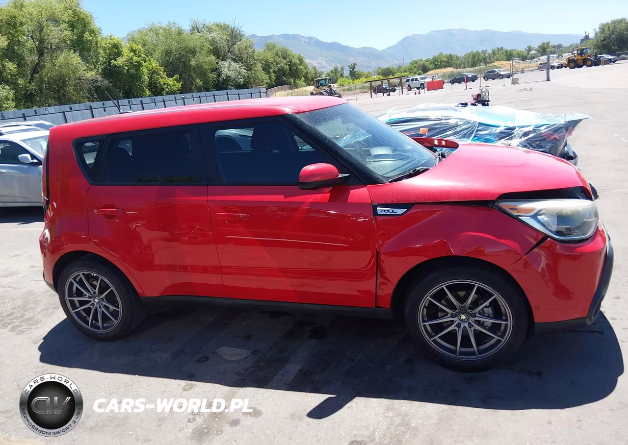 2015 Kia Soul + VIN:KNDJP3A57F7750779 - 13