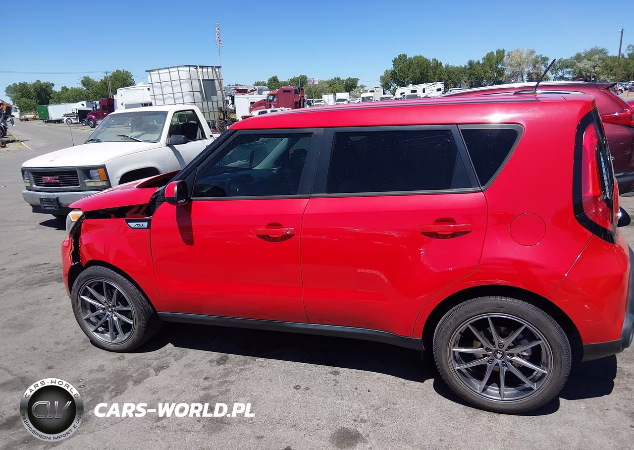 2015 Kia Soul + VIN:KNDJP3A57F7750779 - 14