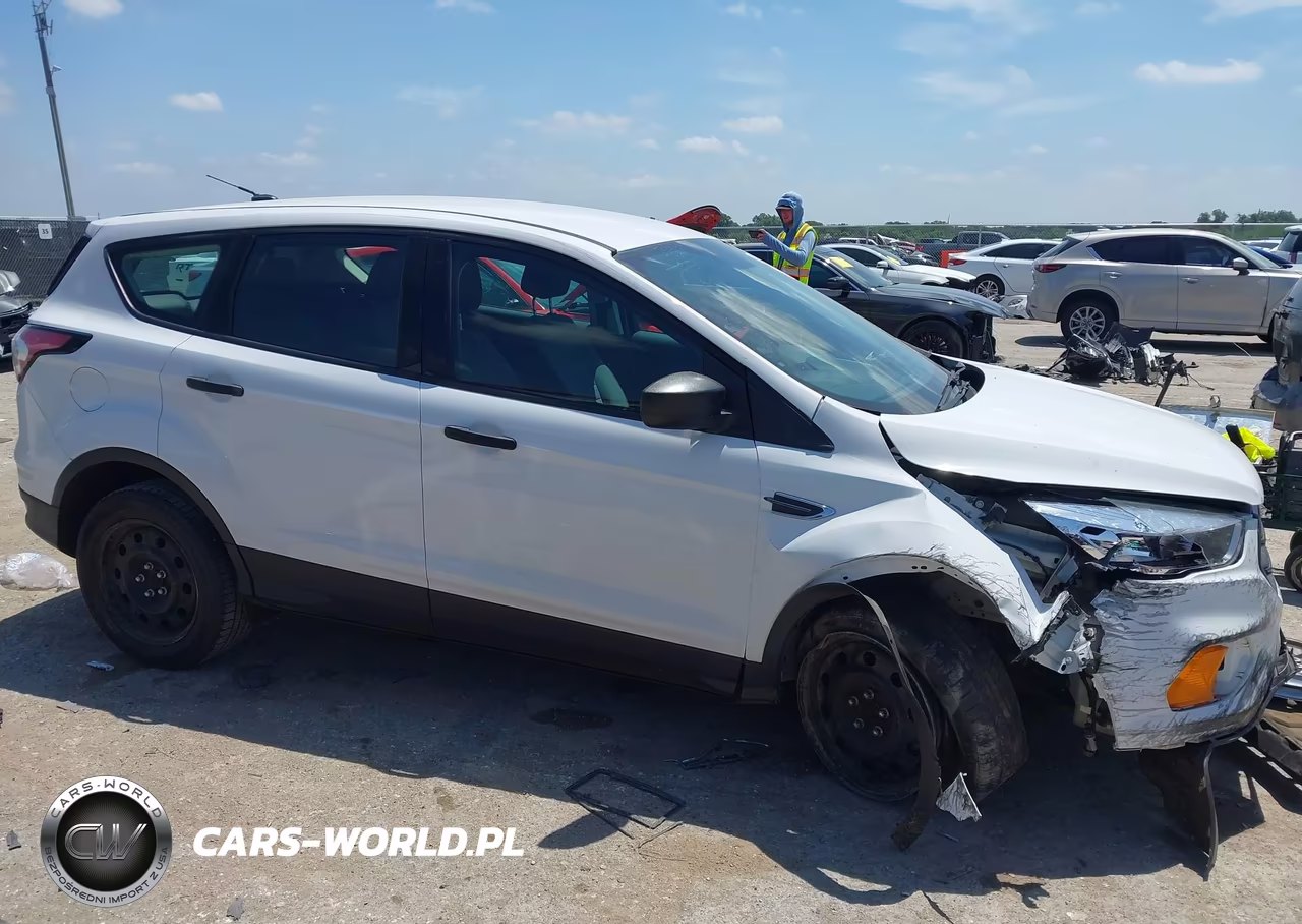 2017 Ford Escape S VIN:1FMCU0F72HUE95193 - 13