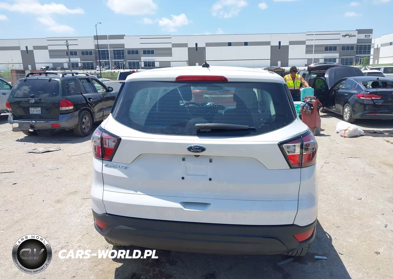 2017 Ford Escape S VIN:1FMCU0F72HUE95193 - 16