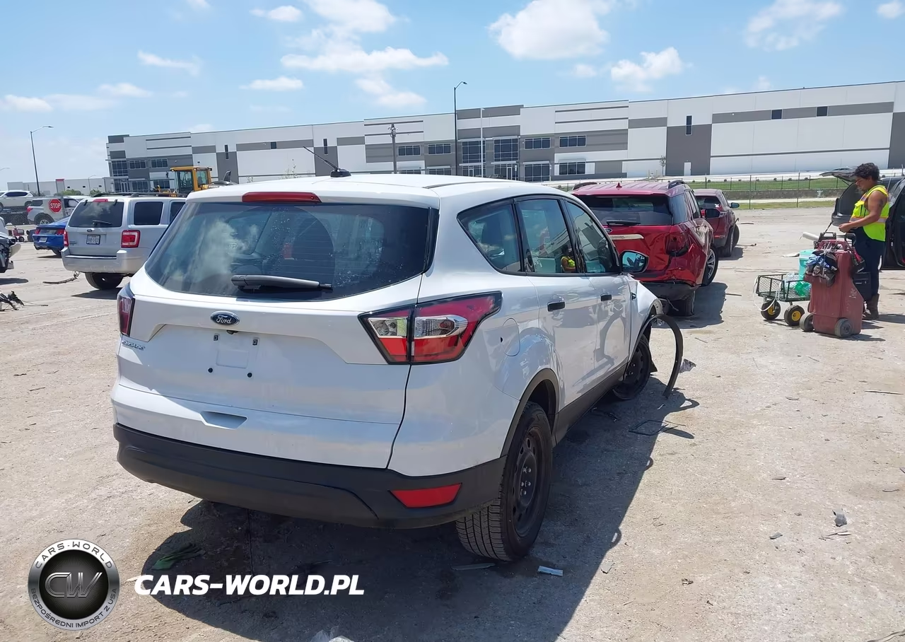 2017 Ford Escape S VIN:1FMCU0F72HUE95193 - 4