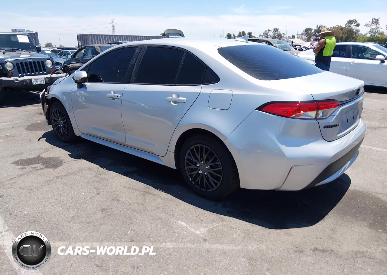 2022 Toyota Corolla Le VIN:JTDEPMAE7N3032825 - 3