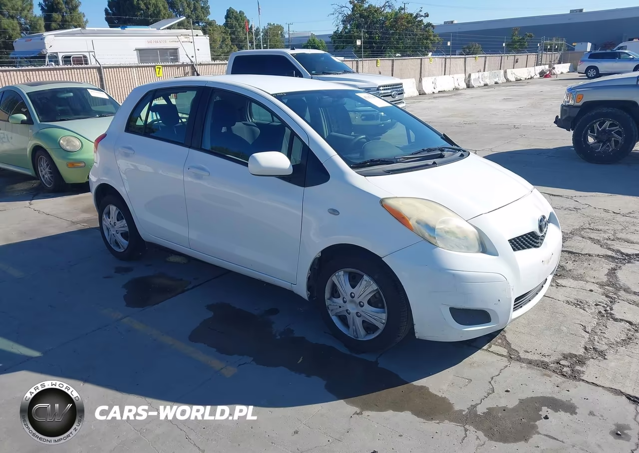 2011 Toyota Yaris – zdjęcie 1 z 12
