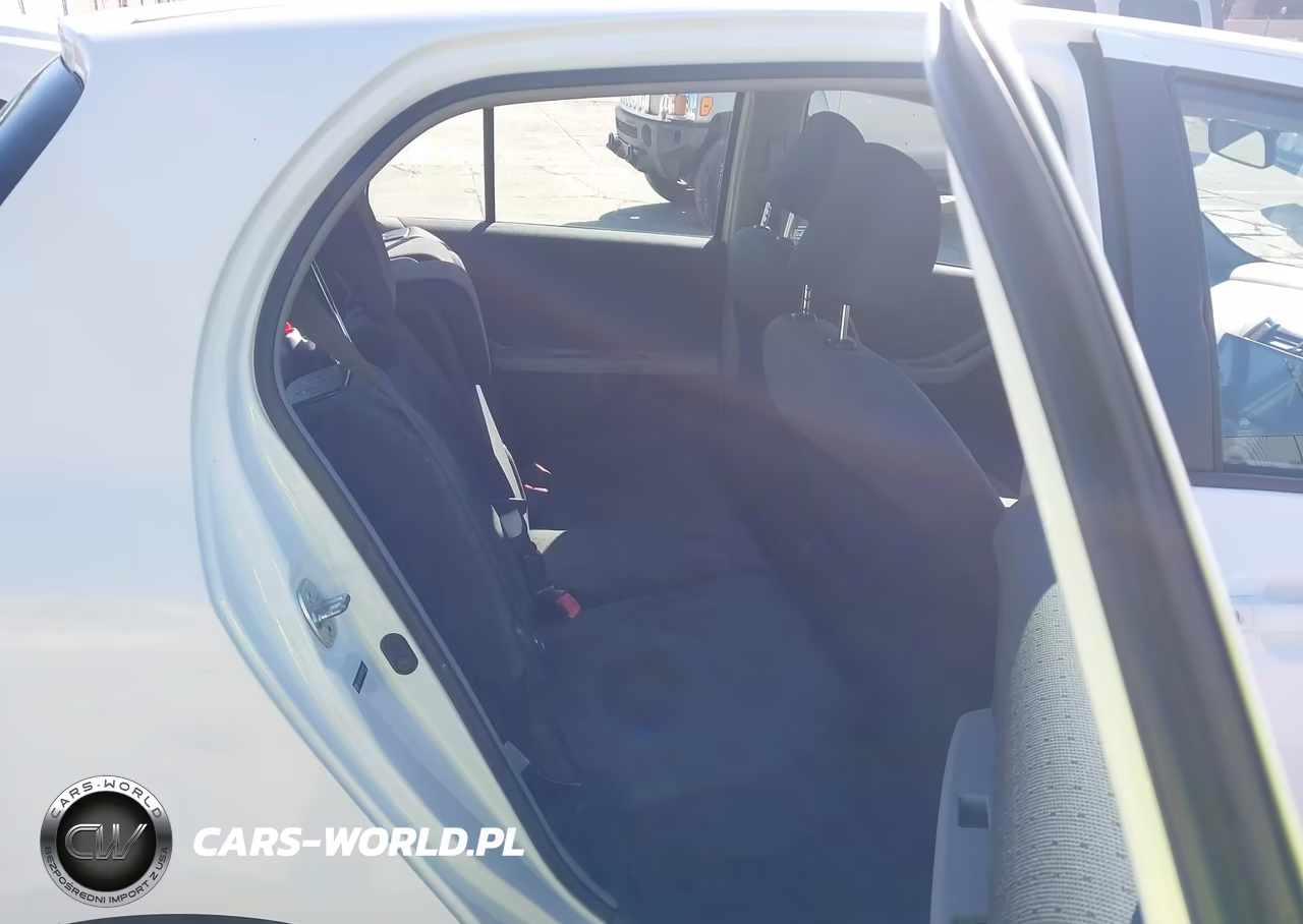 2011 Toyota Yaris VIN:JTDKT4K33B5329117 - 8