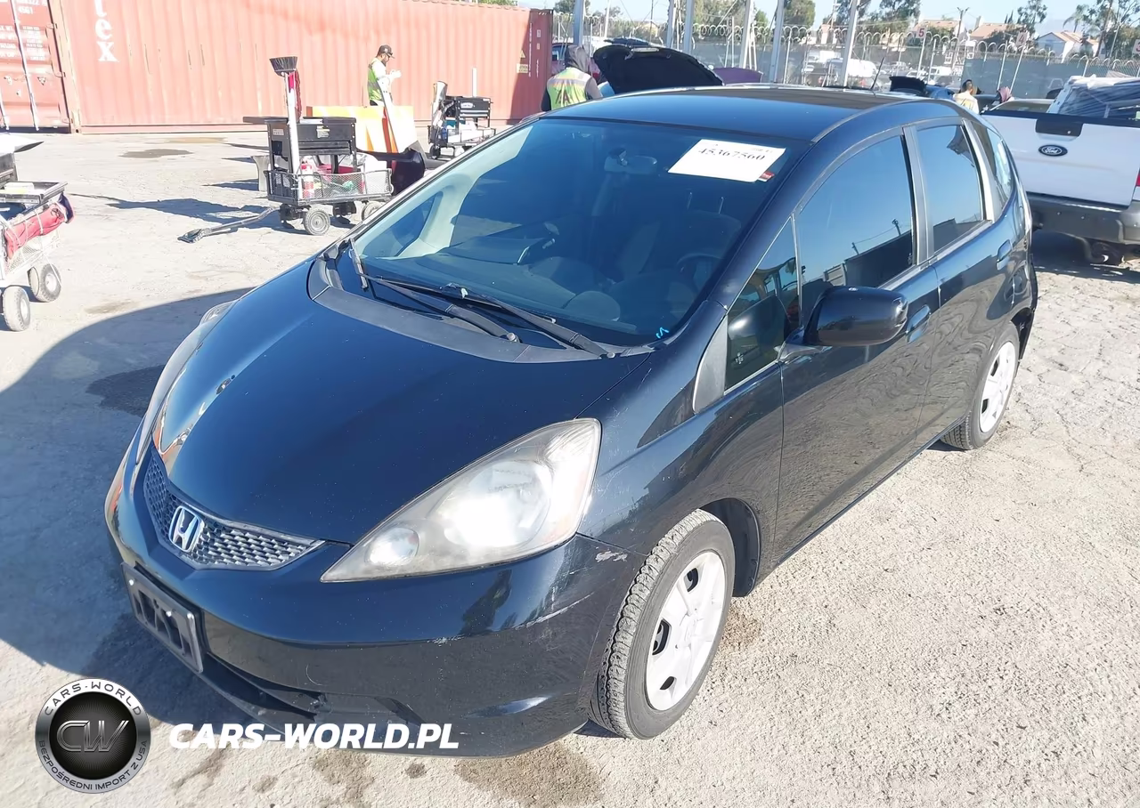 2013 Honda Fit VIN:JHMGE8H39DC065218 - 2