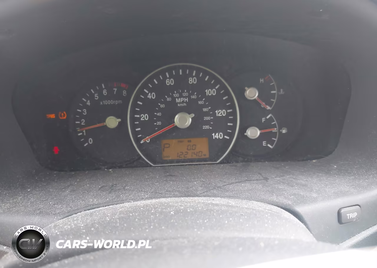 2008 Kia Rondo Lx V6 VIN:KNAFG526087184019 - 7