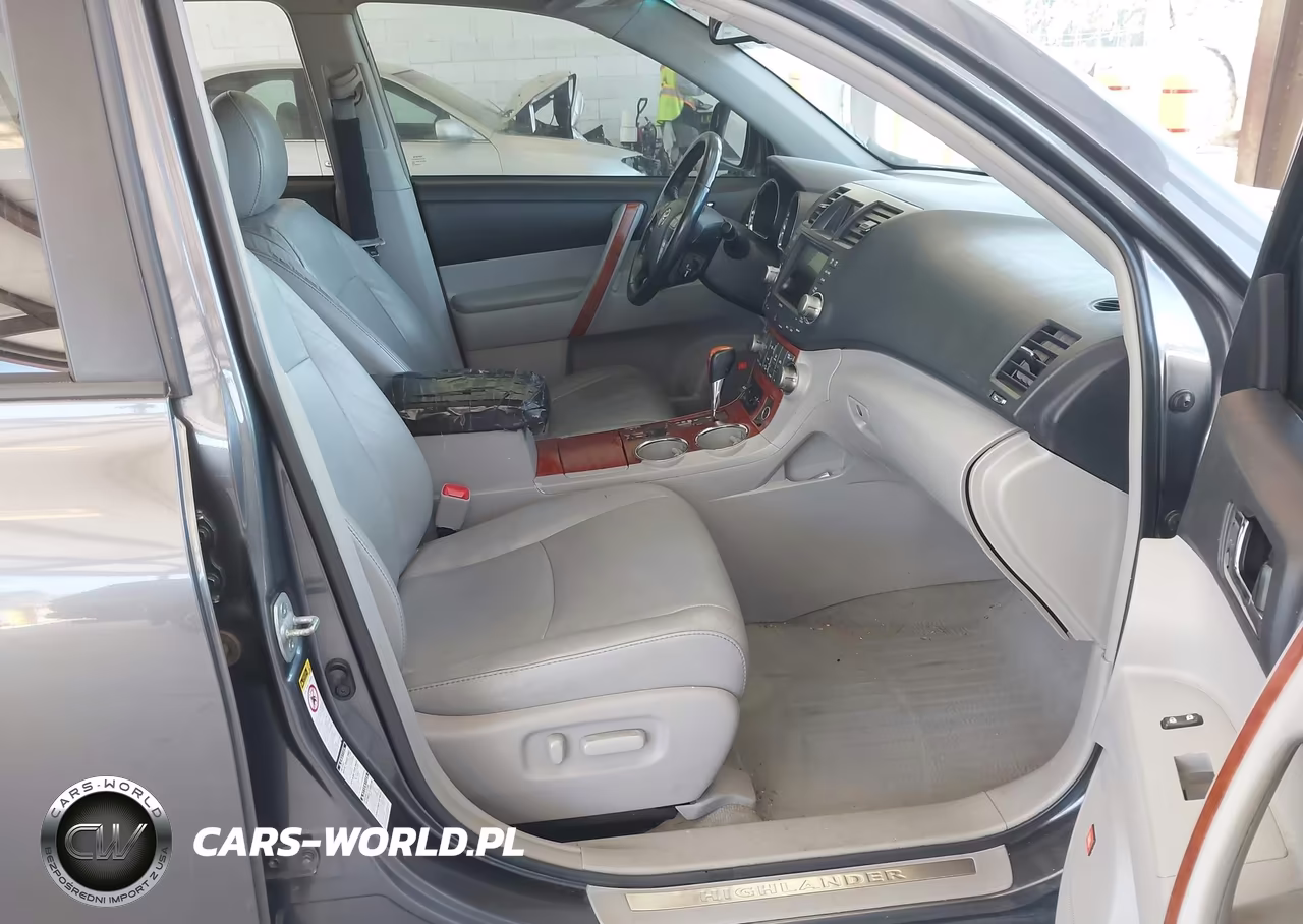 2010 Toyota Highlander Limited V6 VIN:5TDDK3EH5AS024904 - 5
