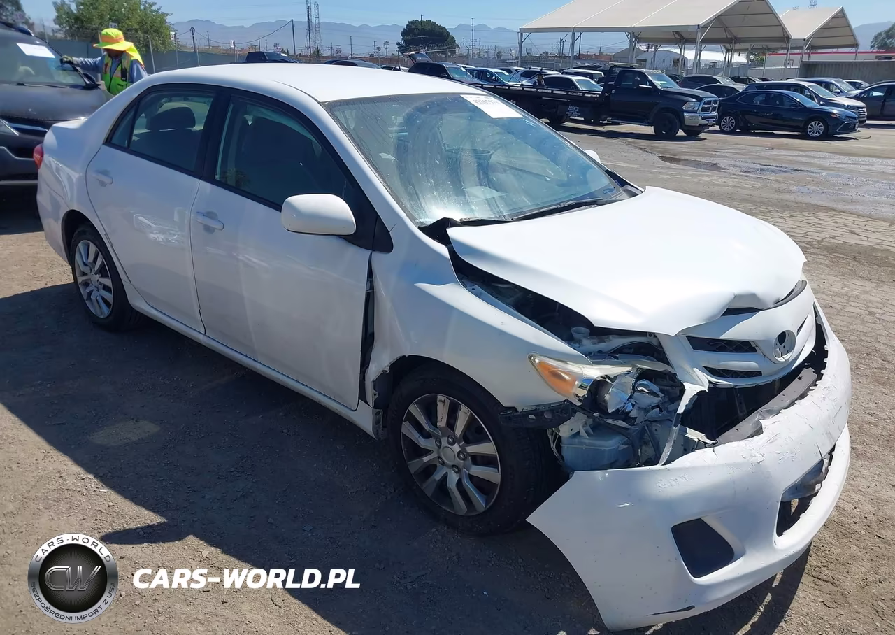2012 Toyota Corolla Le – zdjęcie 1 z 16