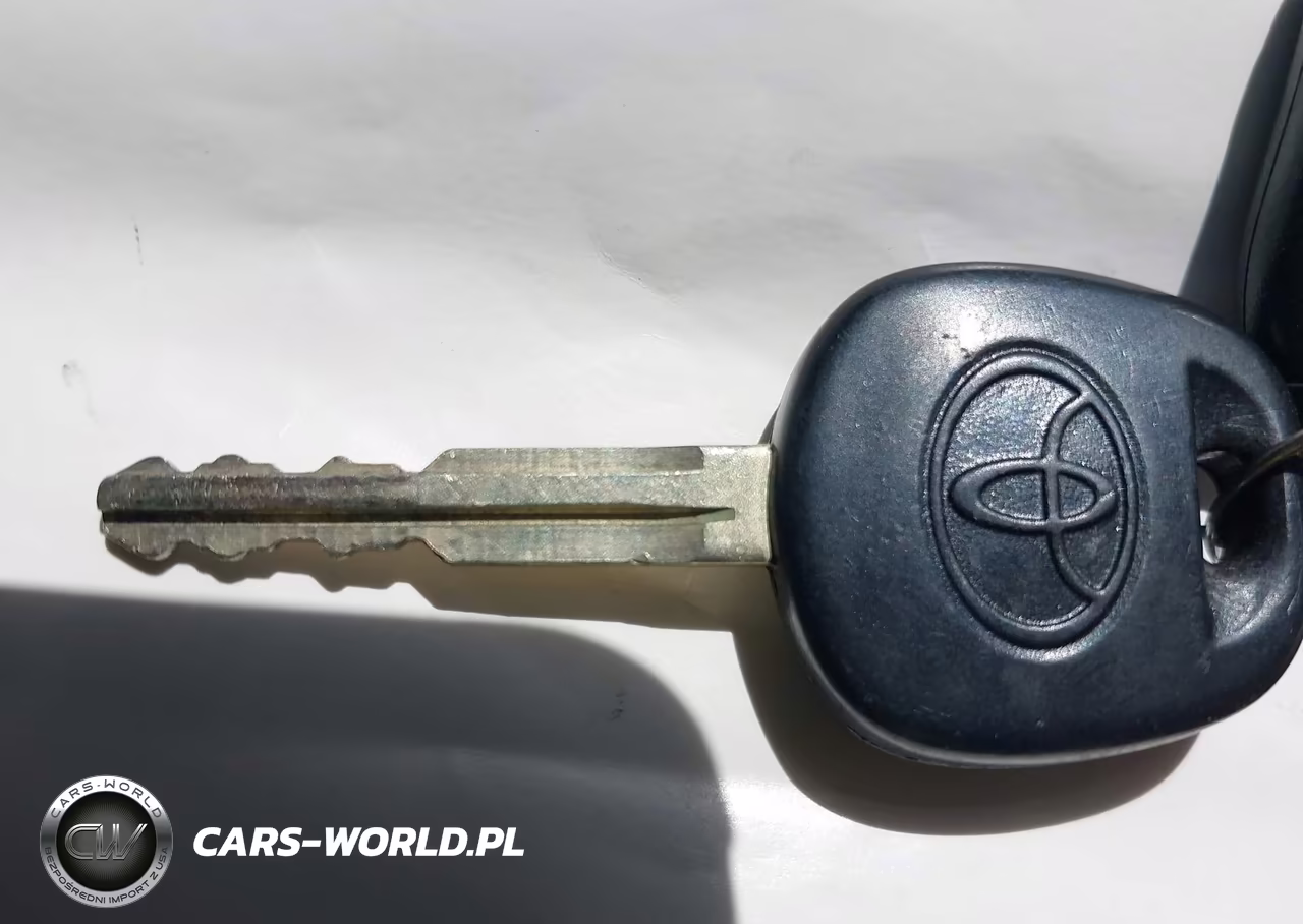 2012 Toyota Corolla Le VIN:JTDBU4EE9C9176196 - 11