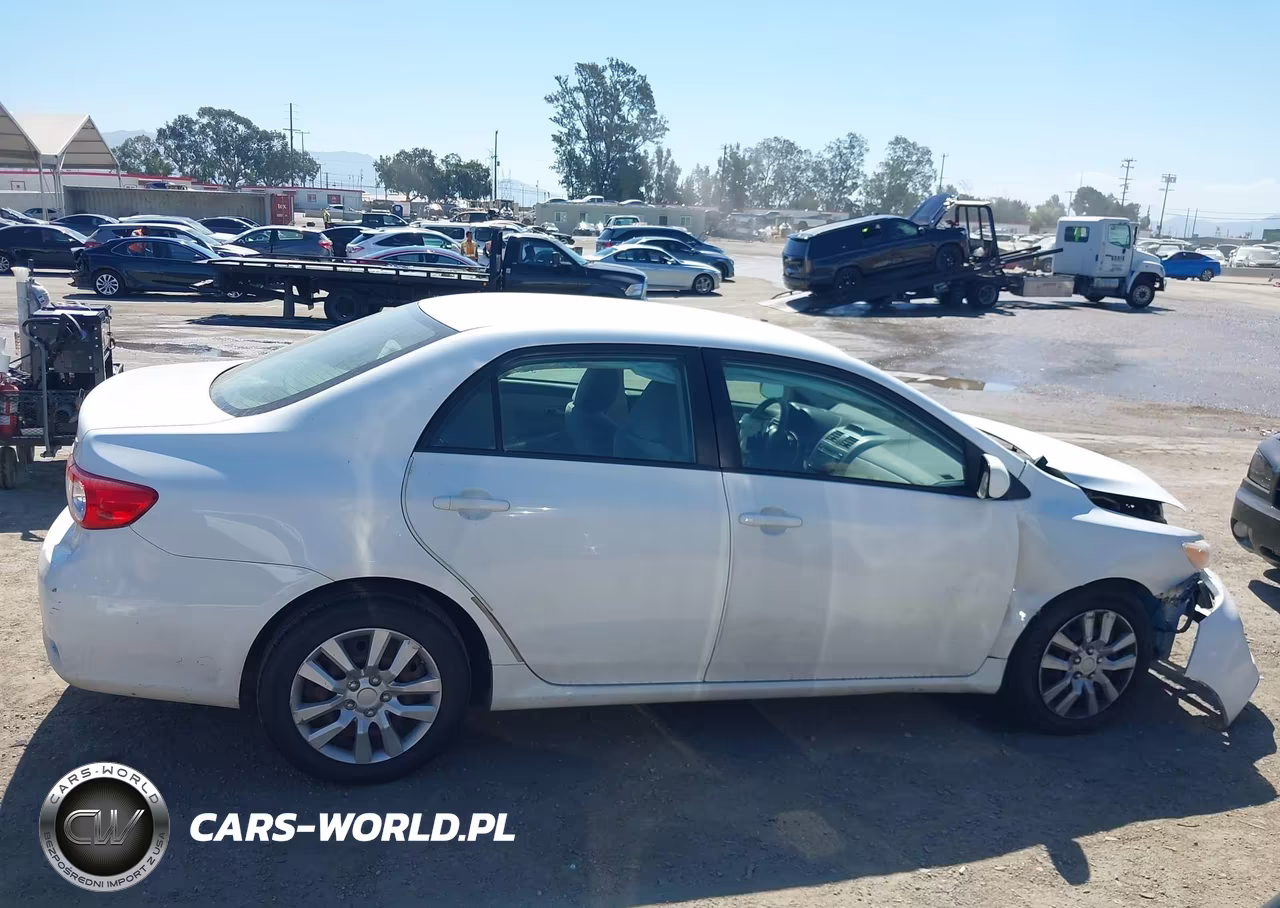 2012 Toyota Corolla Le VIN:JTDBU4EE9C9176196 - 13