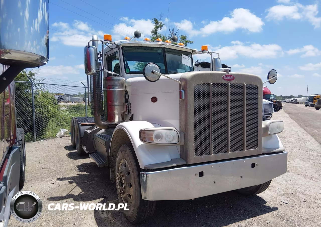 2017 Peterbilt 389