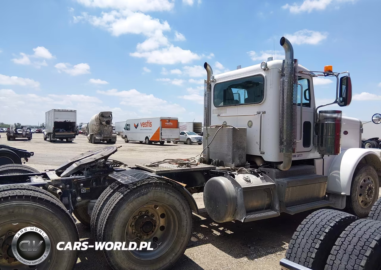 2017 Peterbilt 389 VIN:1XPXD79X6HD391315 - 12