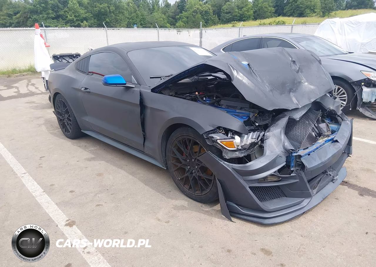 2017 Ford Mustang V6 VIN:1FA6P8AM5H5224505 - 6