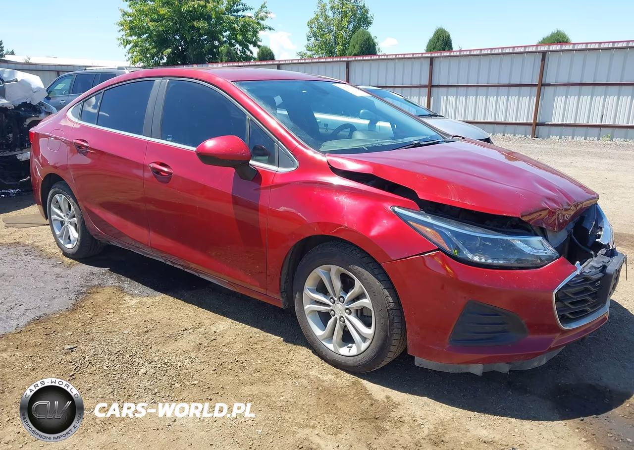2019 Chevrolet Cruze Lt – zdjęcie 1 z 16