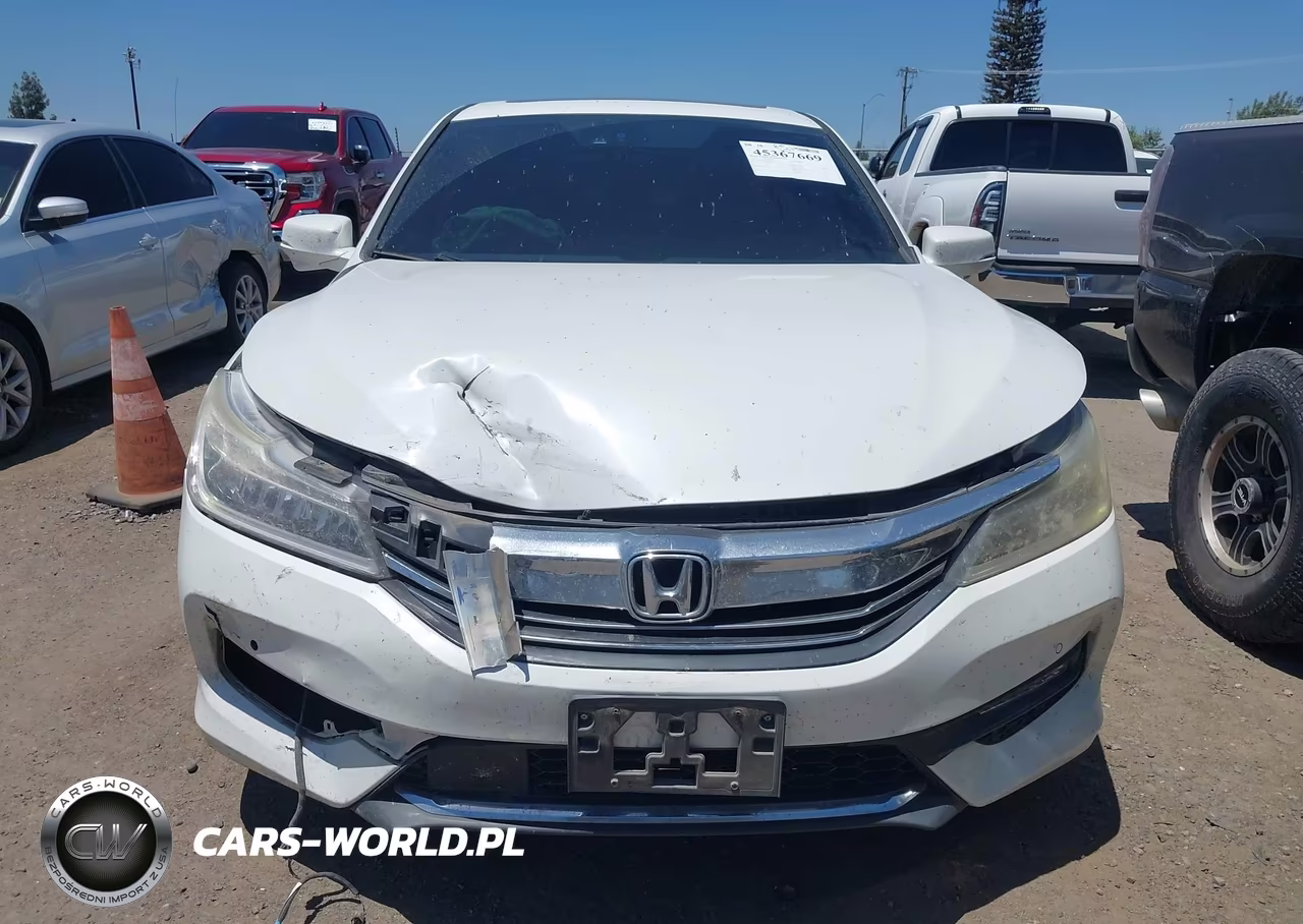 2017 Honda Accord Touring V6 VIN:1HGCR3F94HA043757 - 13
