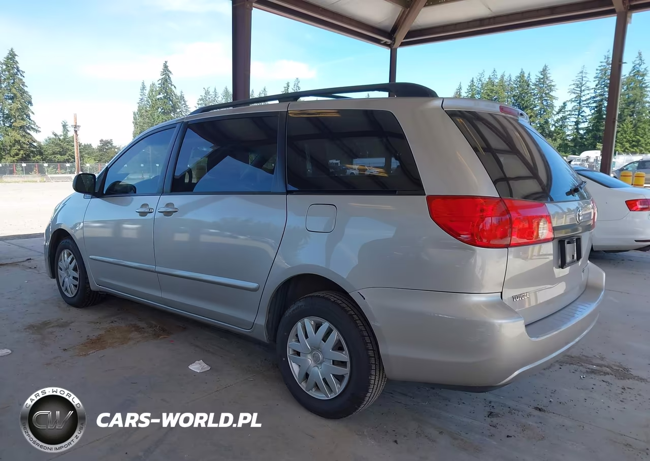 2010 Toyota Sienna Ce VIN:5TDKK4CC8AS316521 - 3