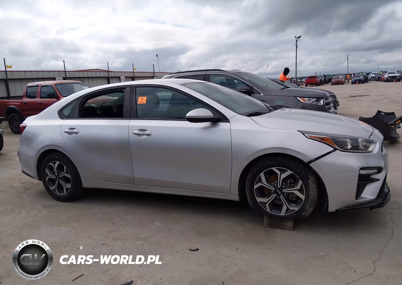 2020 Kia Forte Lxs VIN:3KPF24AD7LE140927 - 12