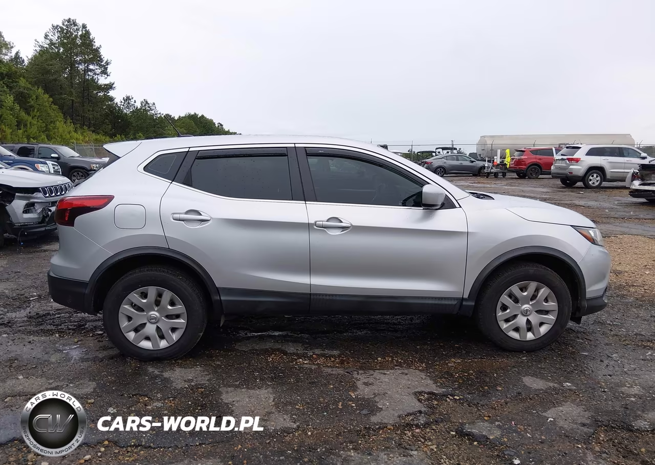 2018 Nissan Rogue Sport S VIN:JN1BJ1CR0JW251169 - 13