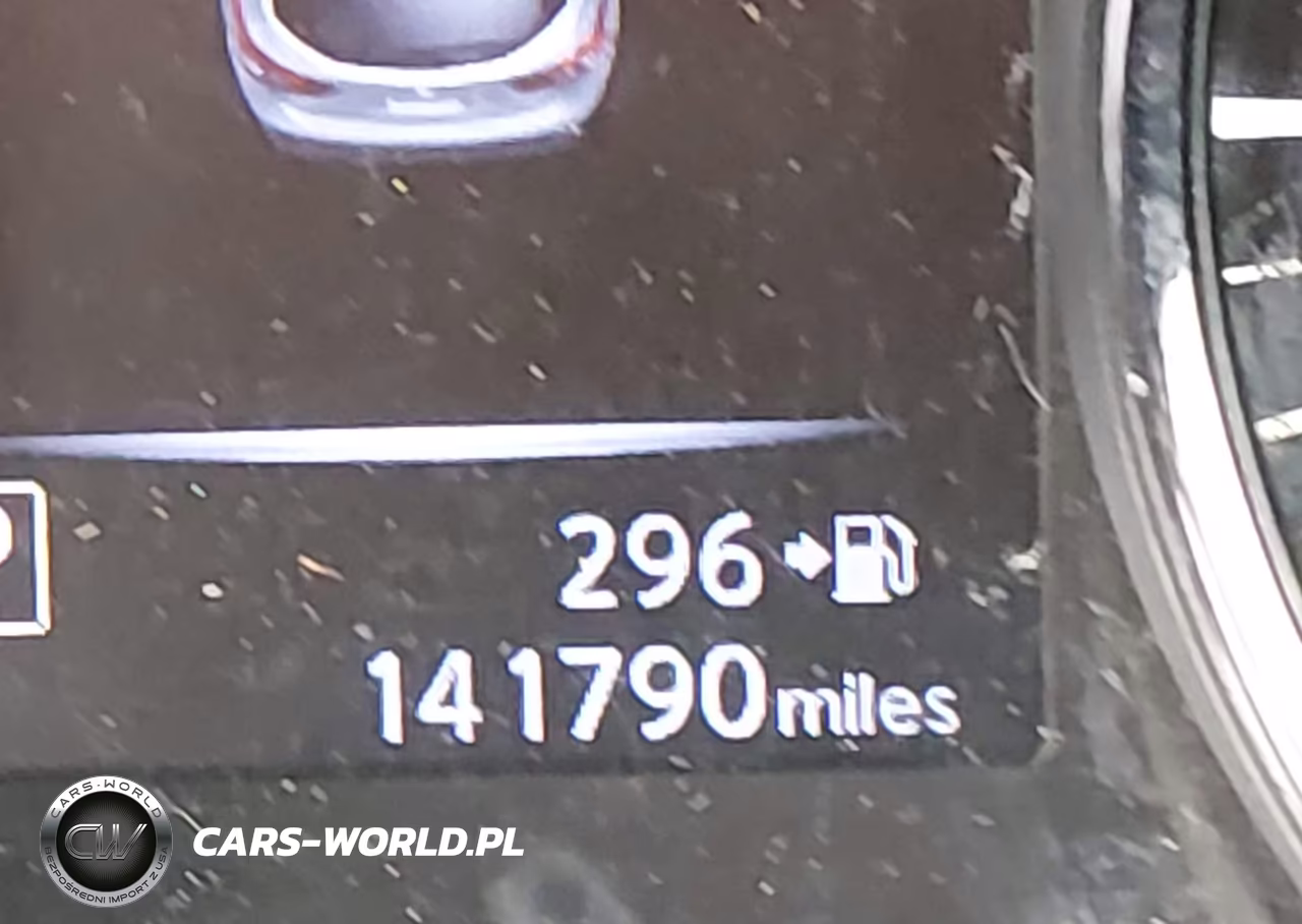 2018 Nissan Rogue Sport S VIN:JN1BJ1CR0JW251169 - 15
