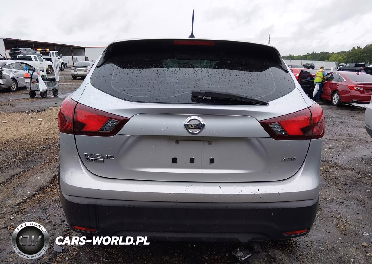 2018 Nissan Rogue Sport S VIN:JN1BJ1CR0JW251169 - 6