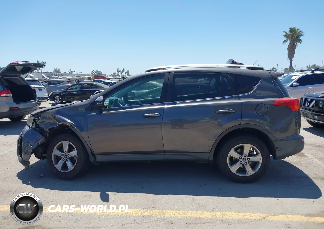 2015 Toyota Rav4 Xle VIN:2T3WFREV1FW151998 - 14