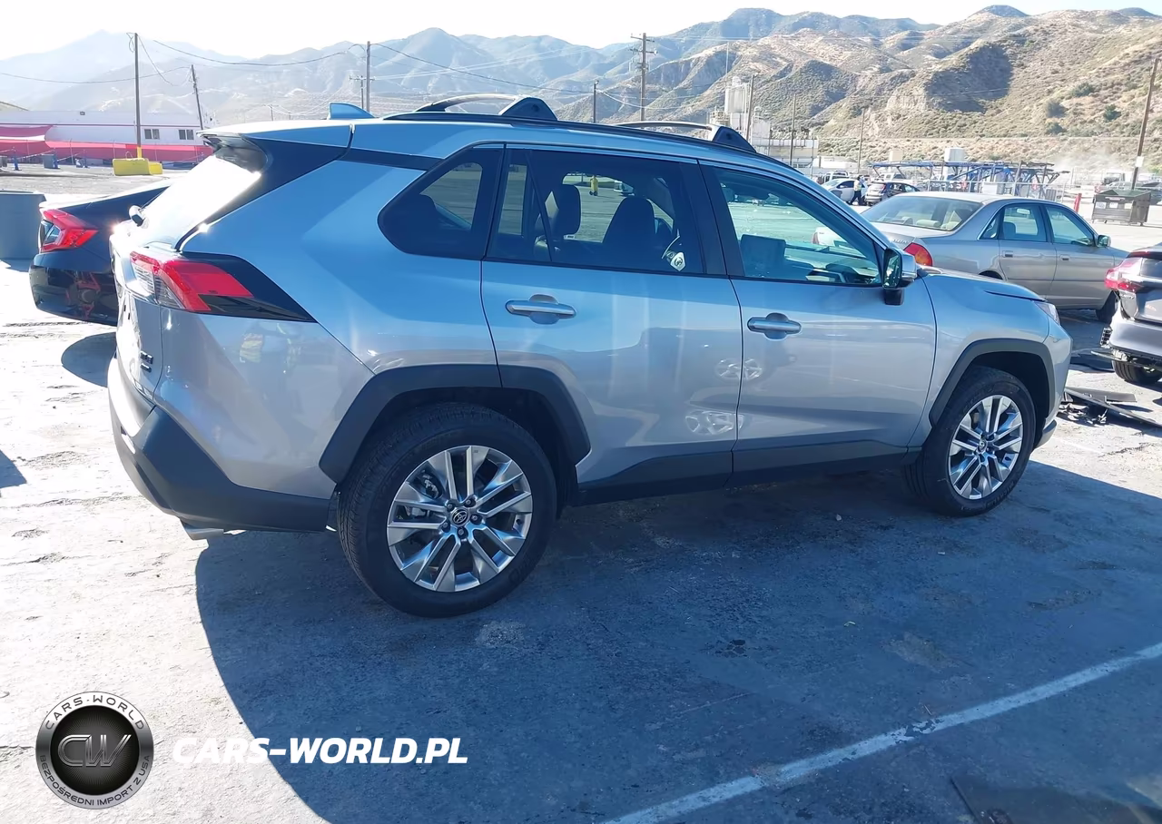 2025 Toyota Rav4 Xle Premium VIN:2T3A1RFV8SW599186 - 13
