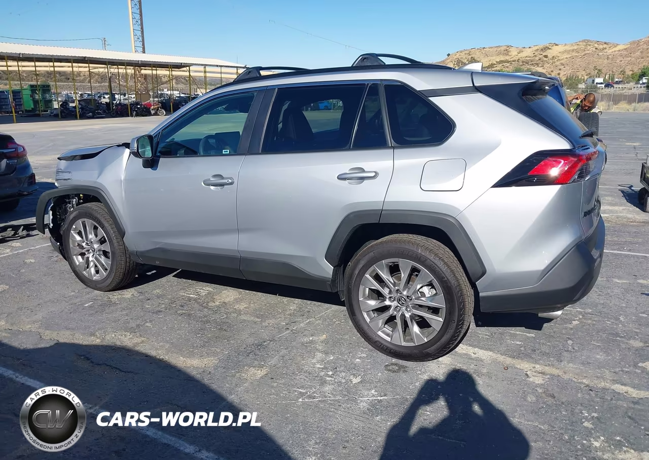 2025 Toyota Rav4 Xle Premium VIN:2T3A1RFV8SW599186 - 14