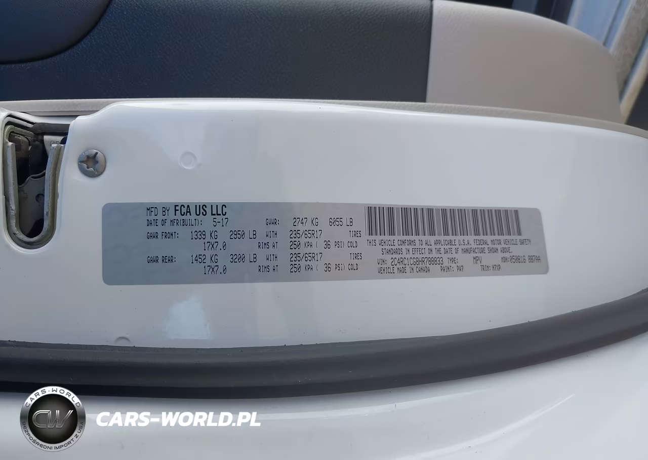2017 Chrysler Pacifica Lx VIN:2C4RC1CG8HR788833 - 9
