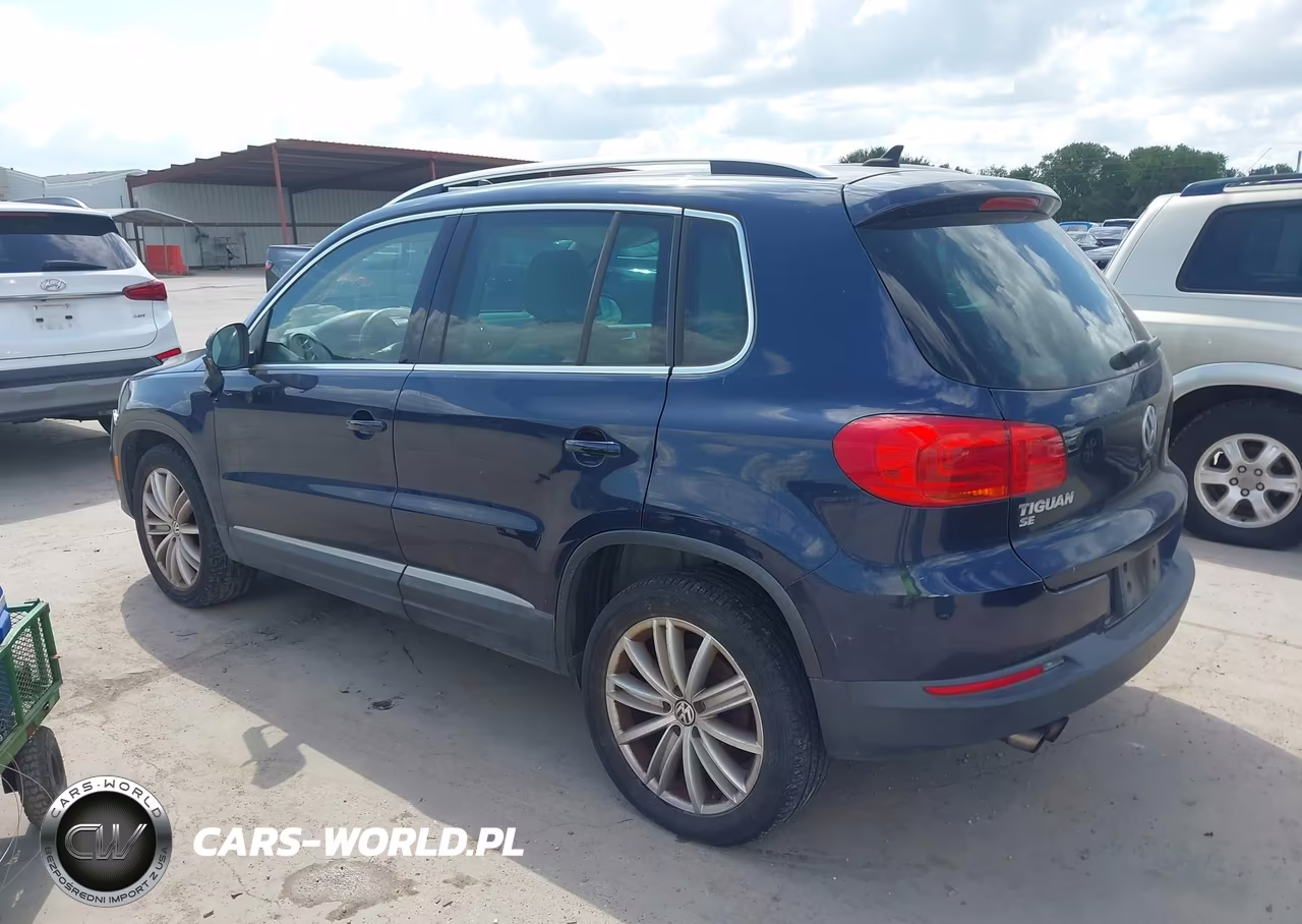 2016 Volkswagen Tiguan Se VIN:WVGAV7AX3GW557269 - 3