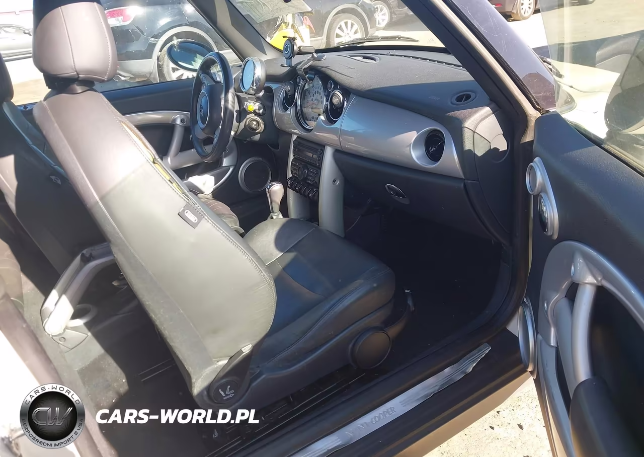 2008 Mini Cooper VIN:WMWRF33568TG19159 - 5
