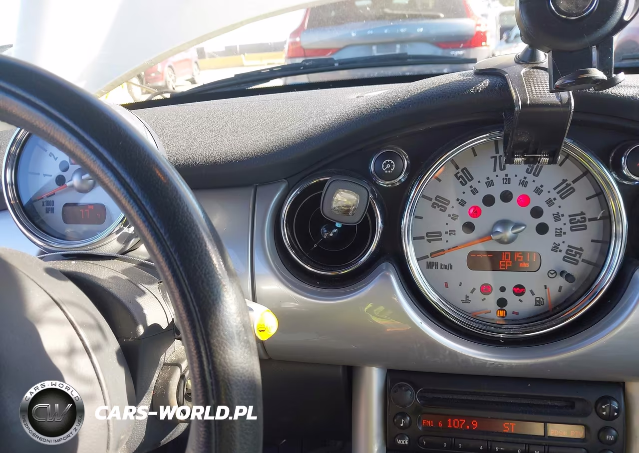 2008 Mini Cooper VIN:WMWRF33568TG19159 - 7