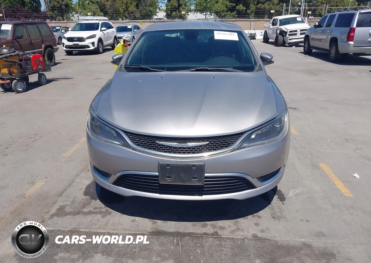 2015 Chrysler 200 Limited VIN:1C3CCCAB9FN745786 - 6