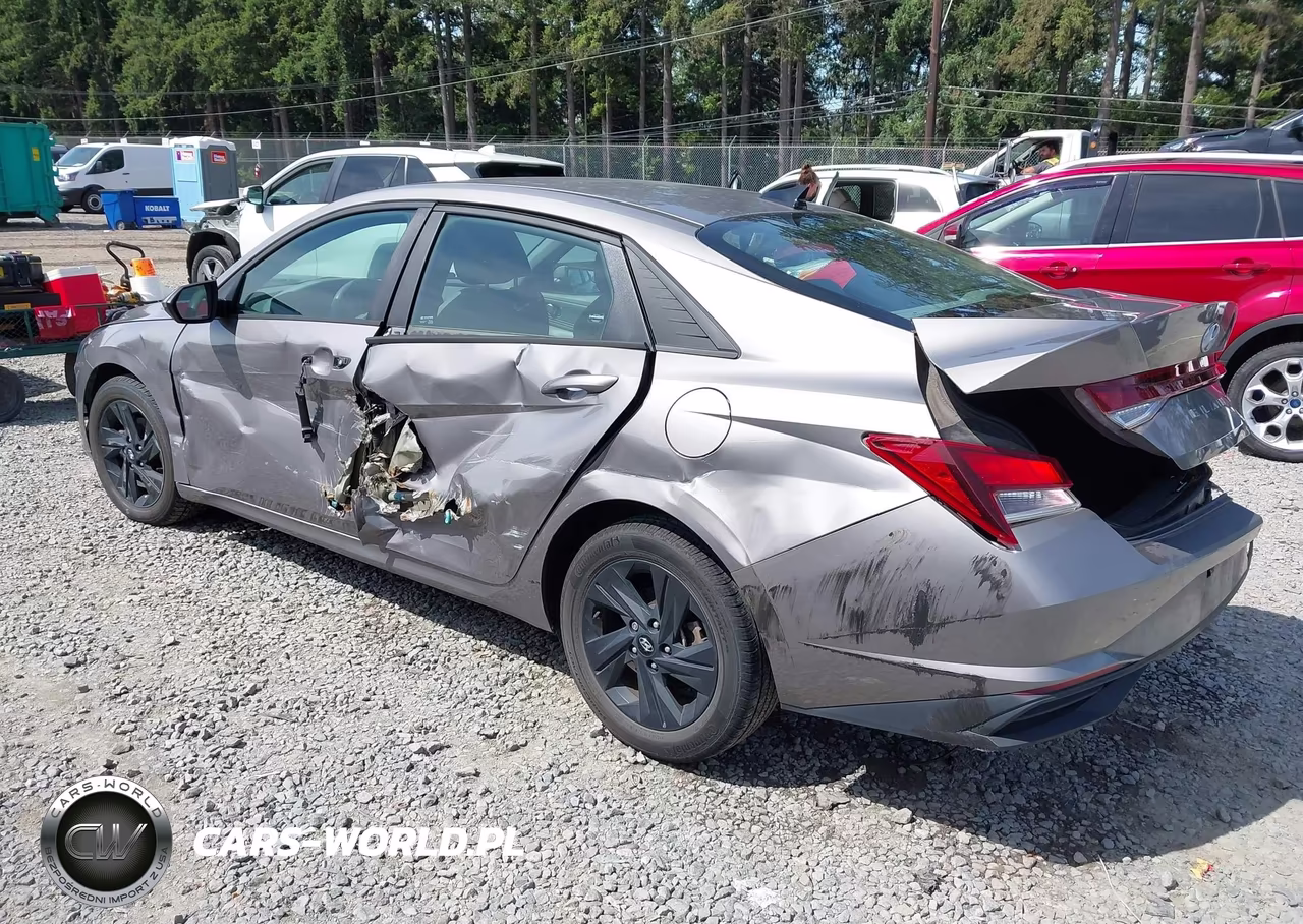 2022 Hyundai Elantra Sel VIN:KMHLS4AG1NU299097 - 3